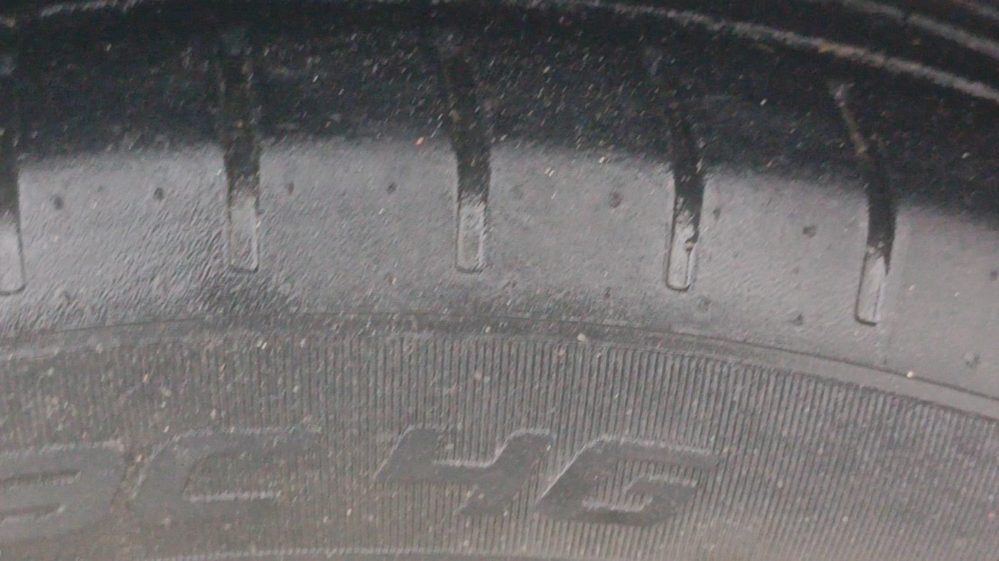 2019 Maruti Ciaz ALPHA 1.5 SHVS PETROL, Petrol, Manual, 57,659 km, Left Rear Tyre Tread
