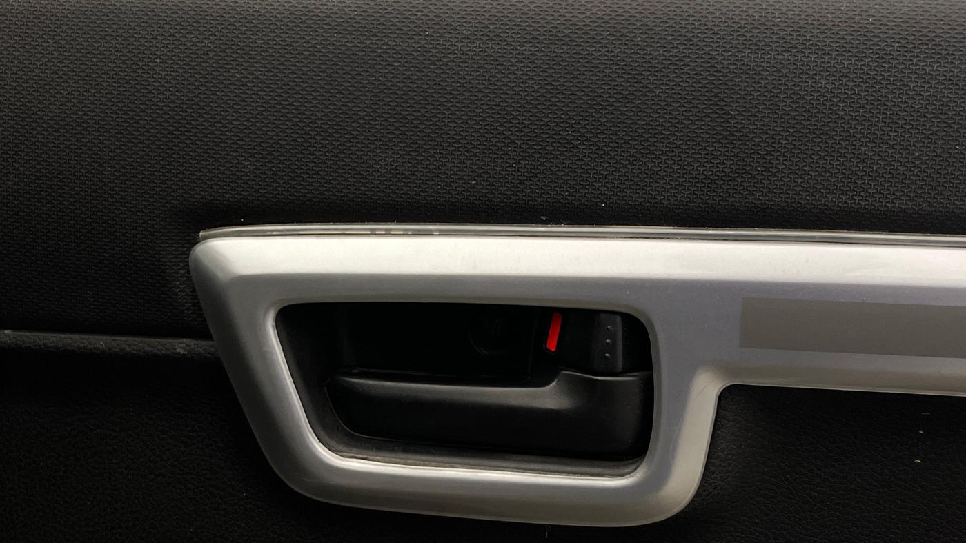 2022 Maruti S PRESSO VXI+, Petrol, Manual, 19,442 km, Driver Side Door Panels Control