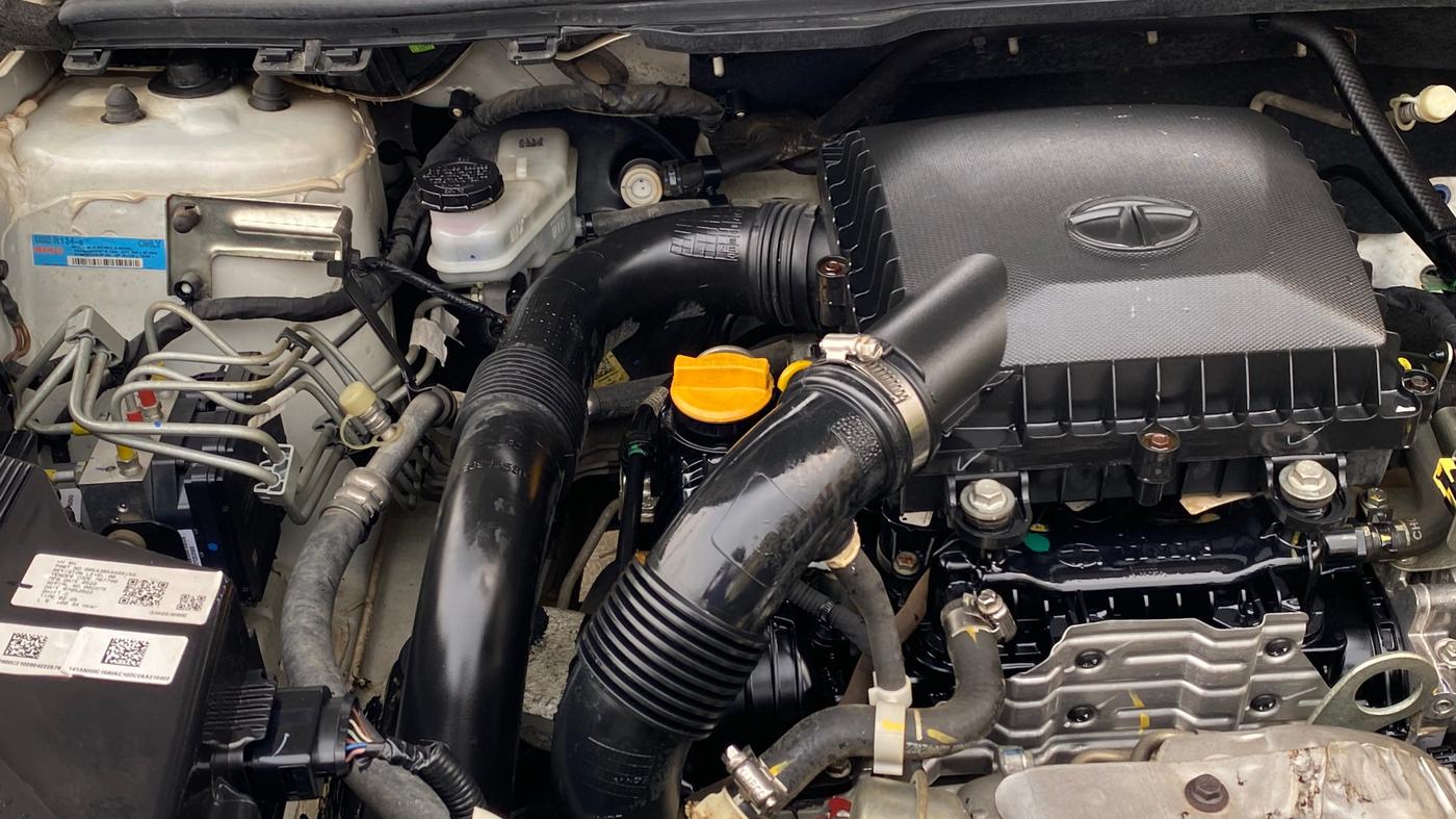2022 Tata NEXON XZ PLUS (HS) PETROL, Petrol, Manual, 36,019 km, Engine View - Right
