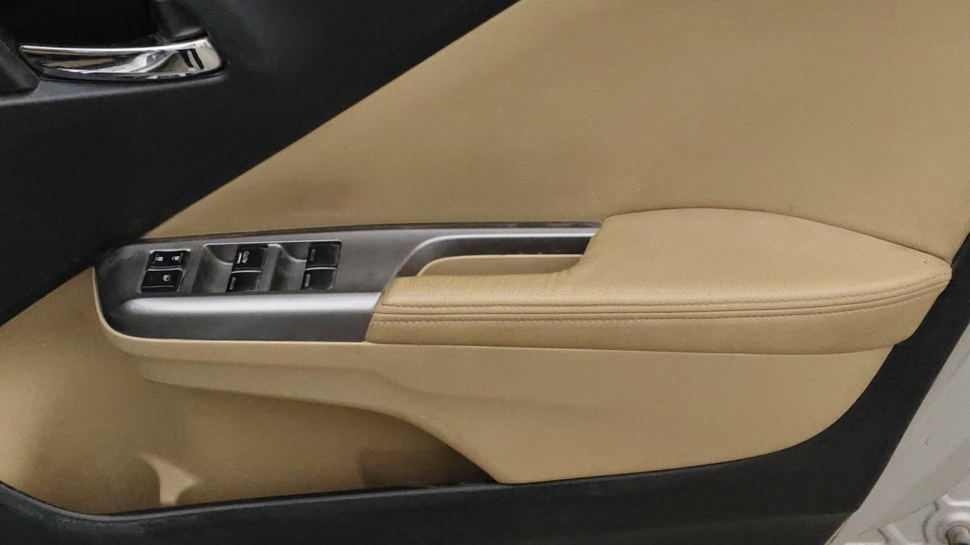 2014 Honda City 1.5L I-VTEC VX CVT, Petrol, Automatic, 93,326 km, Driver Side Door Panels Control