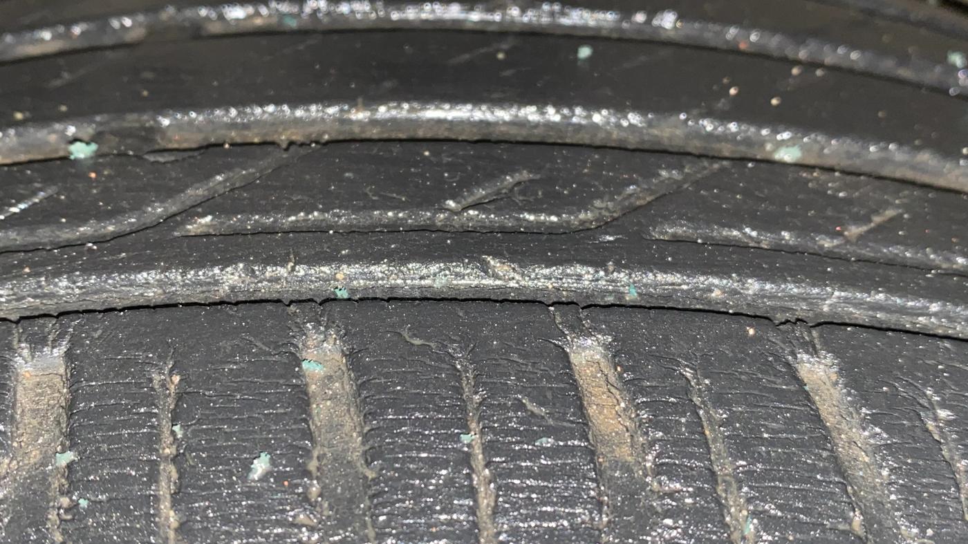2018 Jeep Compass LIMITED PLUS PETROL AT, Petrol, Automatic, 43,487 km, Right Front Tyre Tread