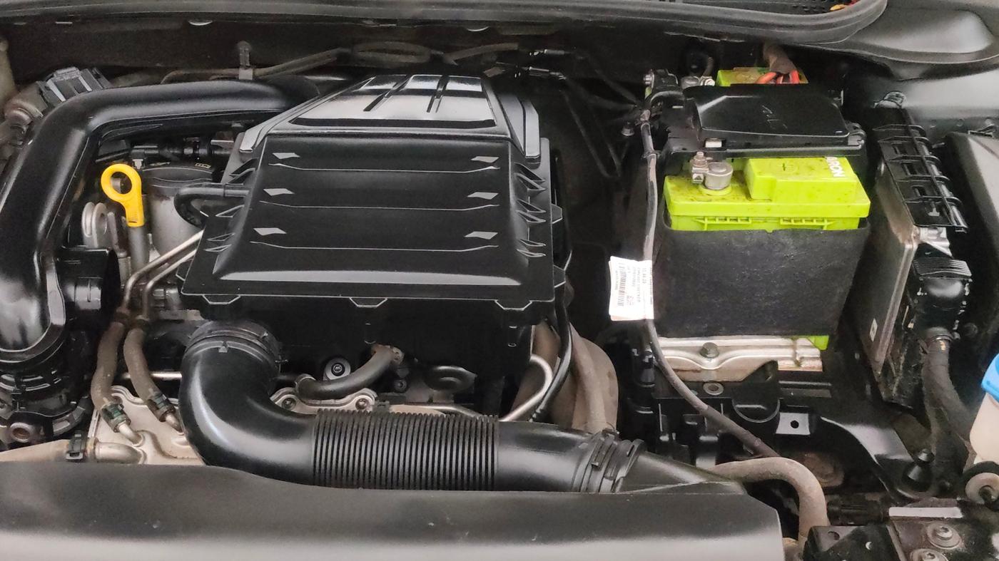 2022 Volkswagen VIRTUS HIGHLINE TSI 1.0 MT, Petrol, Manual, 60,002 km, Engine View - Left