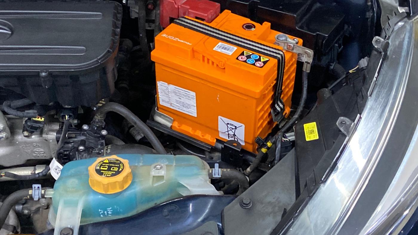 2022 Tata Tiago XZ PLUS CNG, CNG, Manual, 30,672 km, Engine View - Left