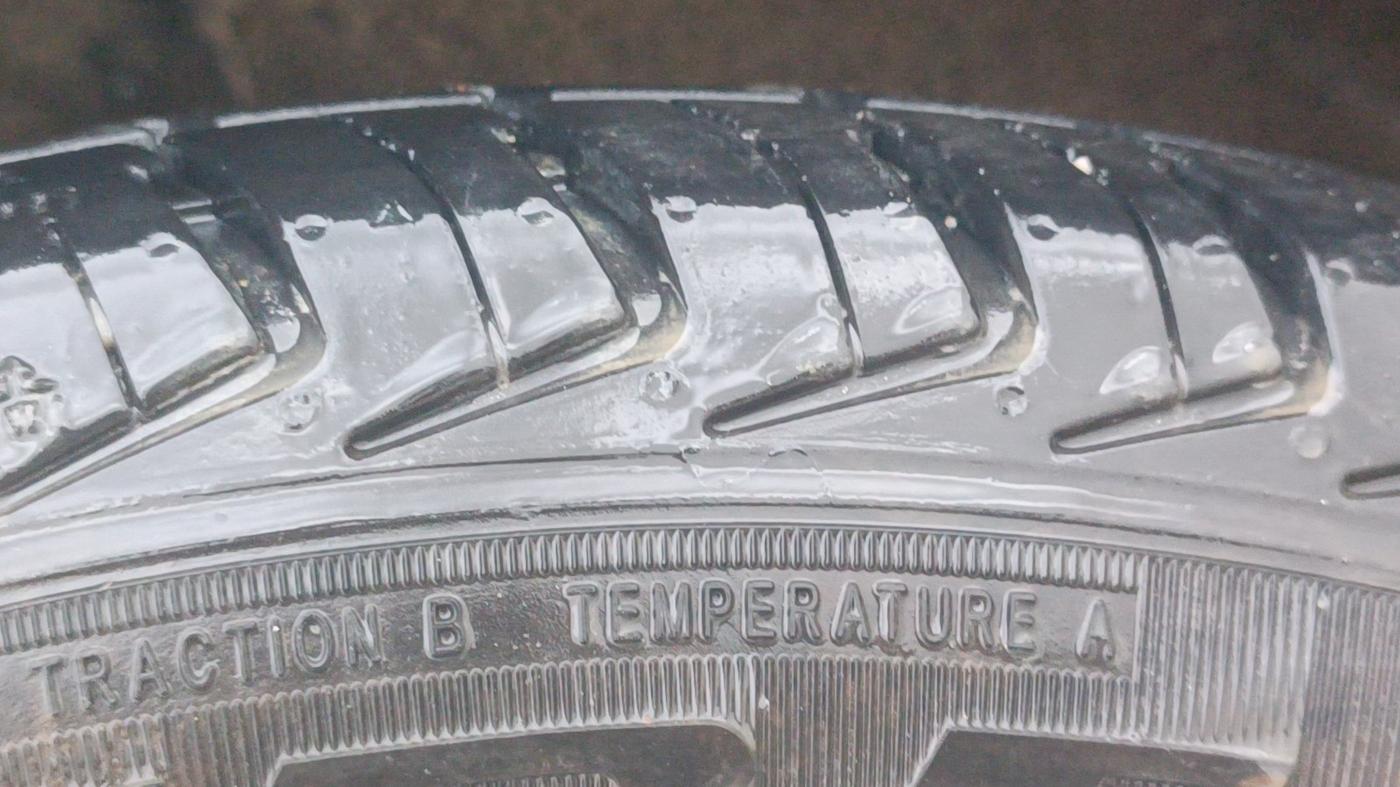 2024 Maruti Alto K10 VXi Plus (O) AGS, Petrol, Automatic, 6,249 km, Left Front Tyre Tread