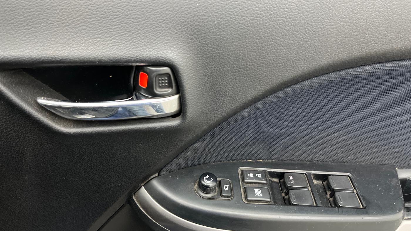 2021 Maruti Baleno ZETA PETROL 1.2, Petrol, Manual, 44,612 km, Driver Side Door Panels Control
