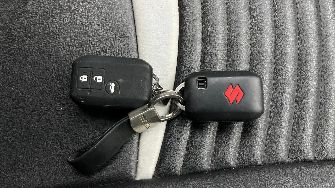 2021 Maruti Baleno ZETA PETROL 1.2, Petrol, Manual, 44,612 km, Key Close Up