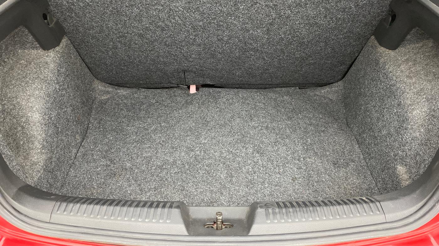 2018 Volkswagen Polo Trendline 1.0 L Petrol, Petrol, Manual, 35,882 km, Boot Inside