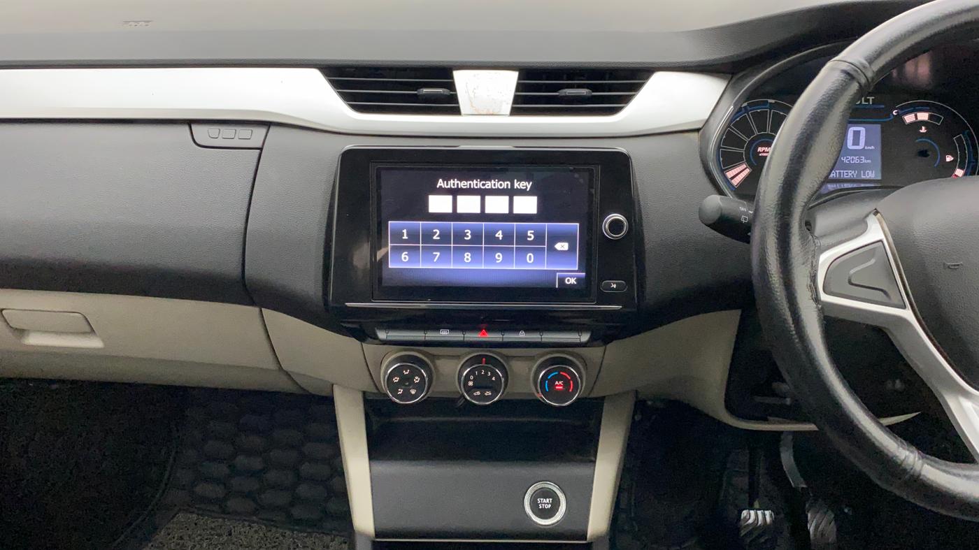 2020 Renault TRIBER RXZ AMT, Petrol, Automatic, 42,063 km, Air Conditioner