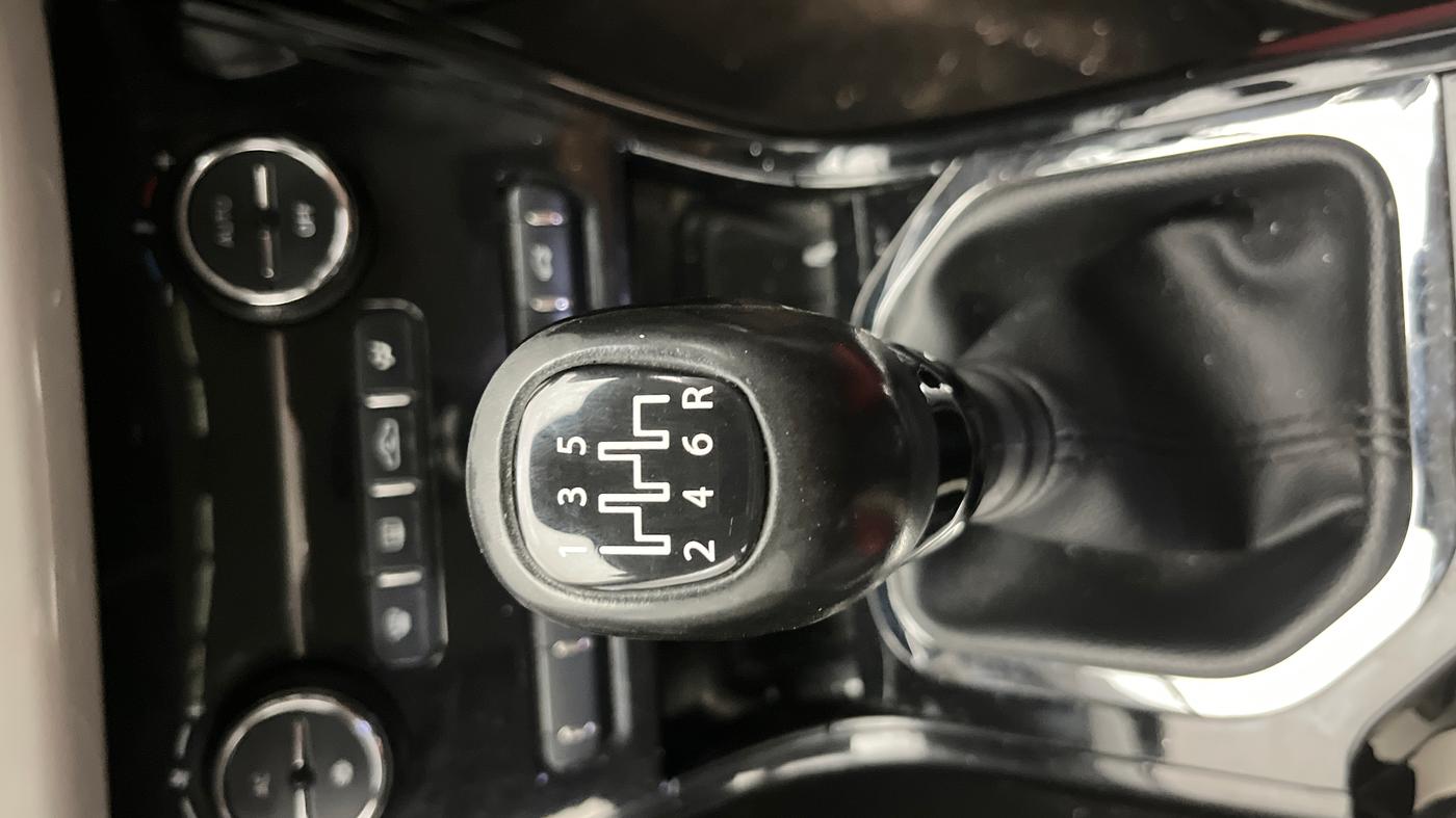 2022 Tata NEXON XZ PLUS (HS) PETROL, Petrol, Manual, 85,410 km, Gear Lever