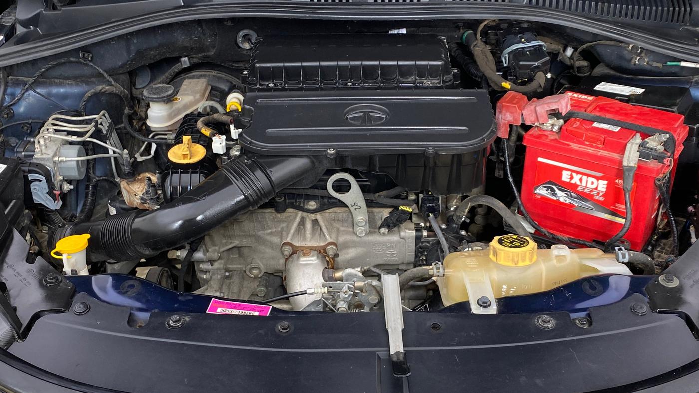 2023 Tata Tiago XT PETROL, Petrol, Manual, 29,438 km, Engine View