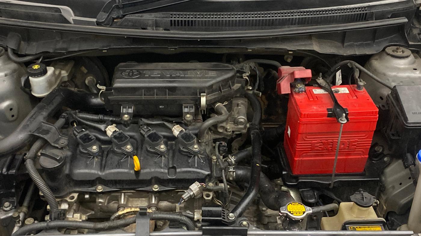 2015 Toyota Etios Liva VX, Petrol, Manual, 59,522 km, Engine View
