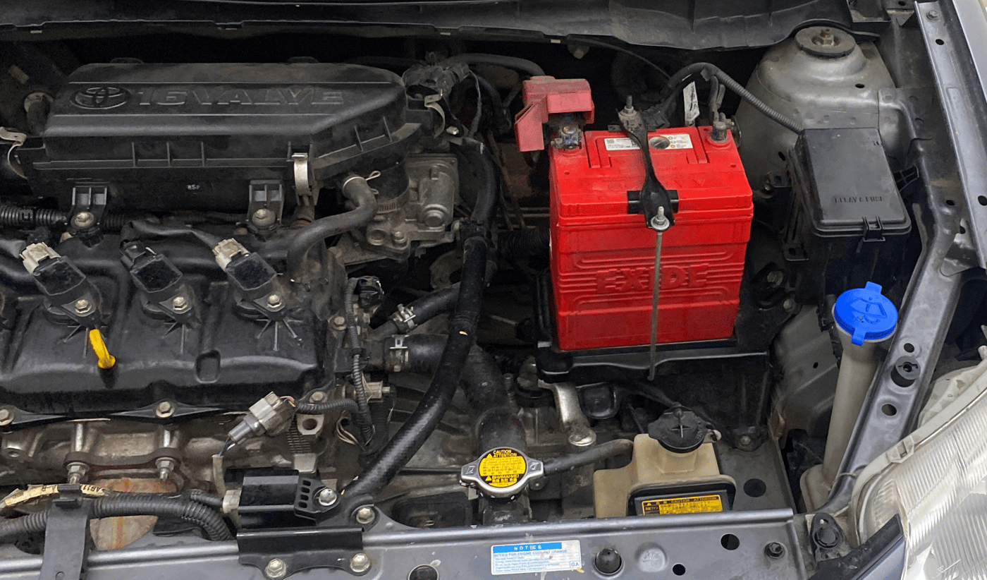 2015 Toyota Etios Liva VX, Petrol, Manual, 59,522 km, Engine View - Left