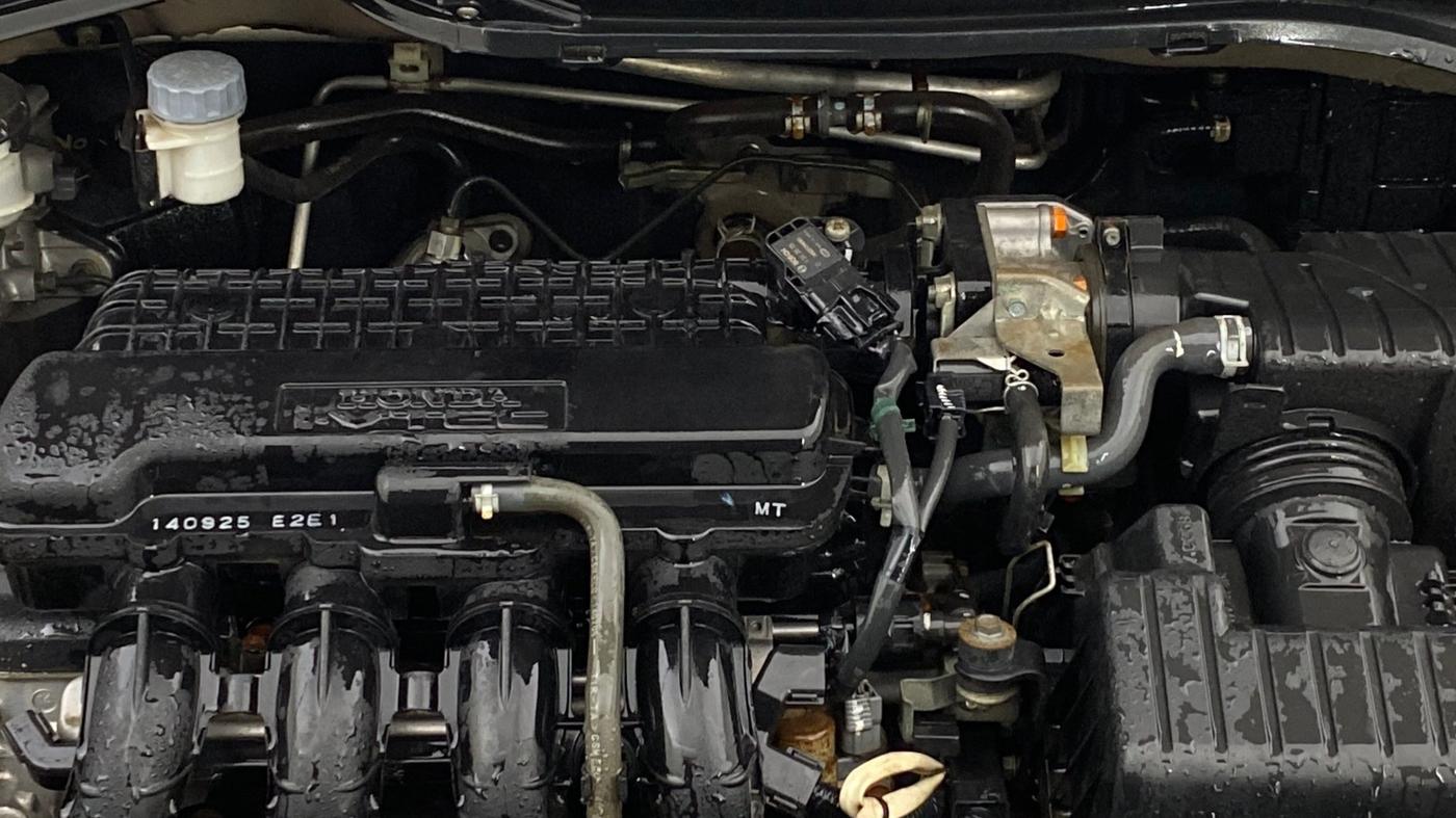 2014 Honda Amaze 1.2L I-VTEC S, Petrol, Manual, 49,714 km, Engine View