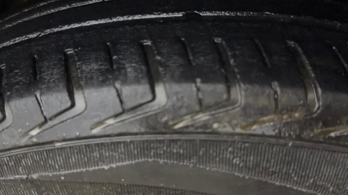 2018 Tata Tiago XM PETROL, Petrol, Manual, 88,165 km, Left Front Tyre Tread