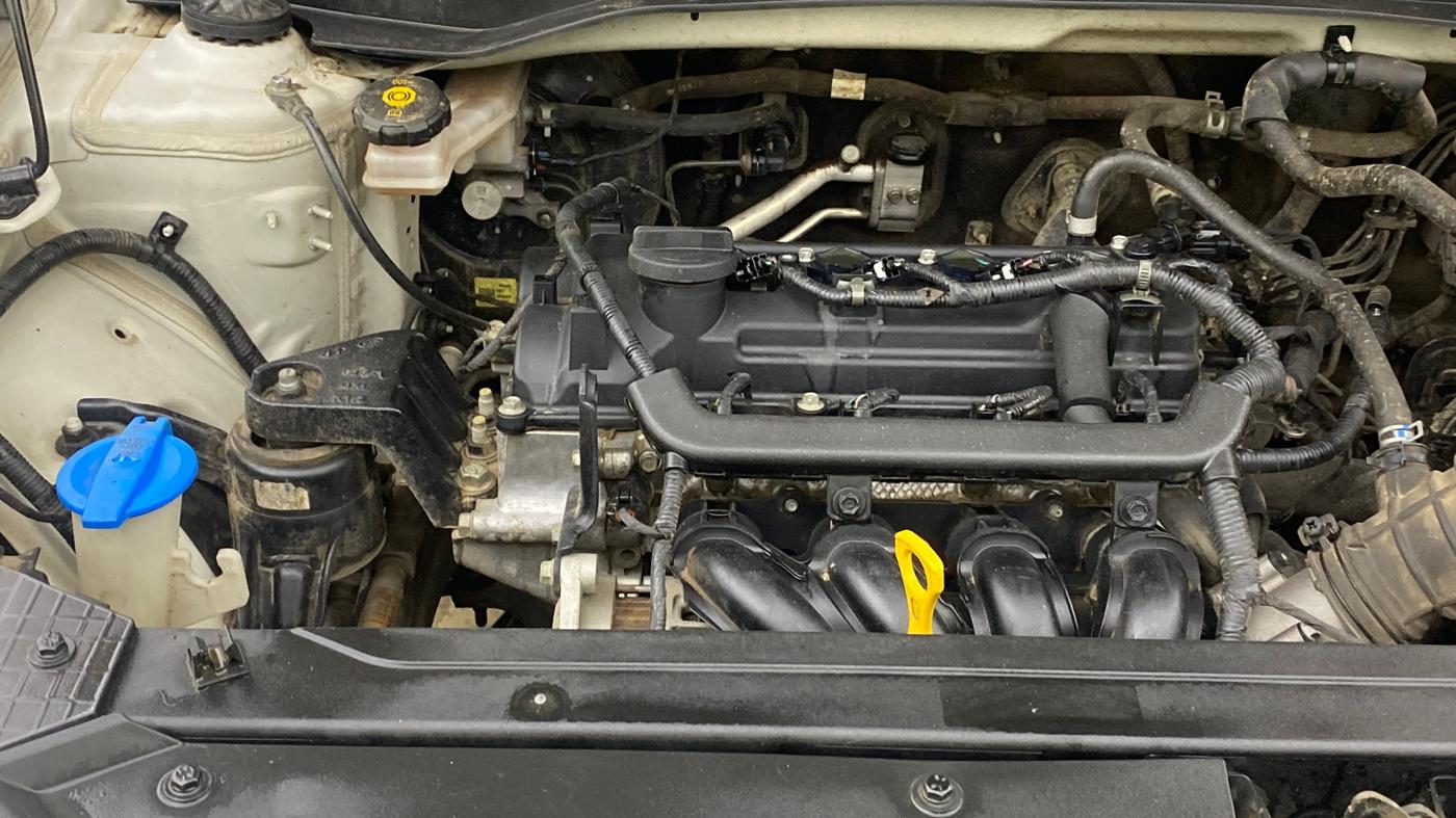2021 Hyundai VENUE S 1.2, Petrol, Manual, 66,128 km, Engine View - Right