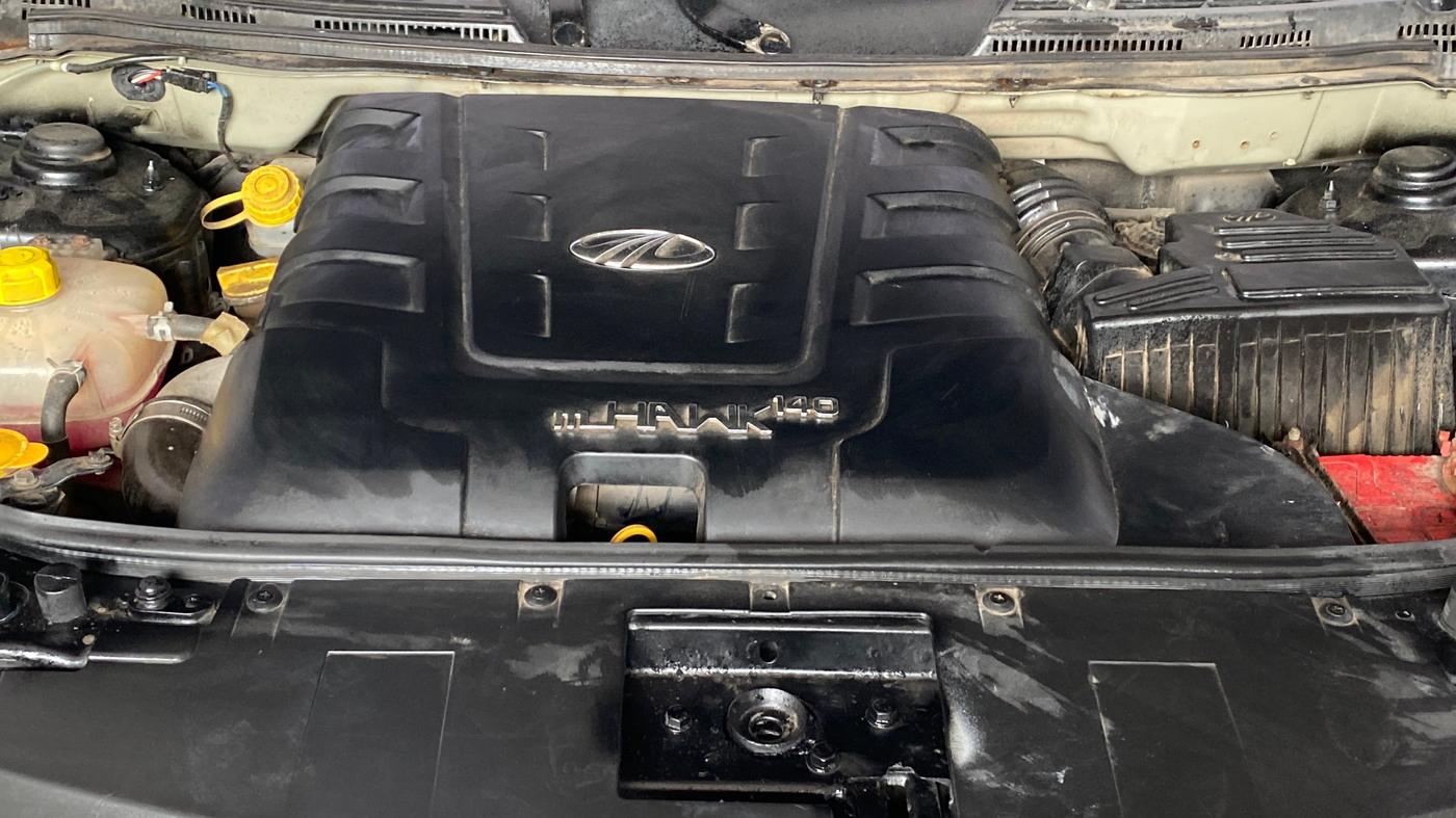 2017 Mahindra XUV500 W6 AT, Diesel, Automatic, 47,388 km, Engine View