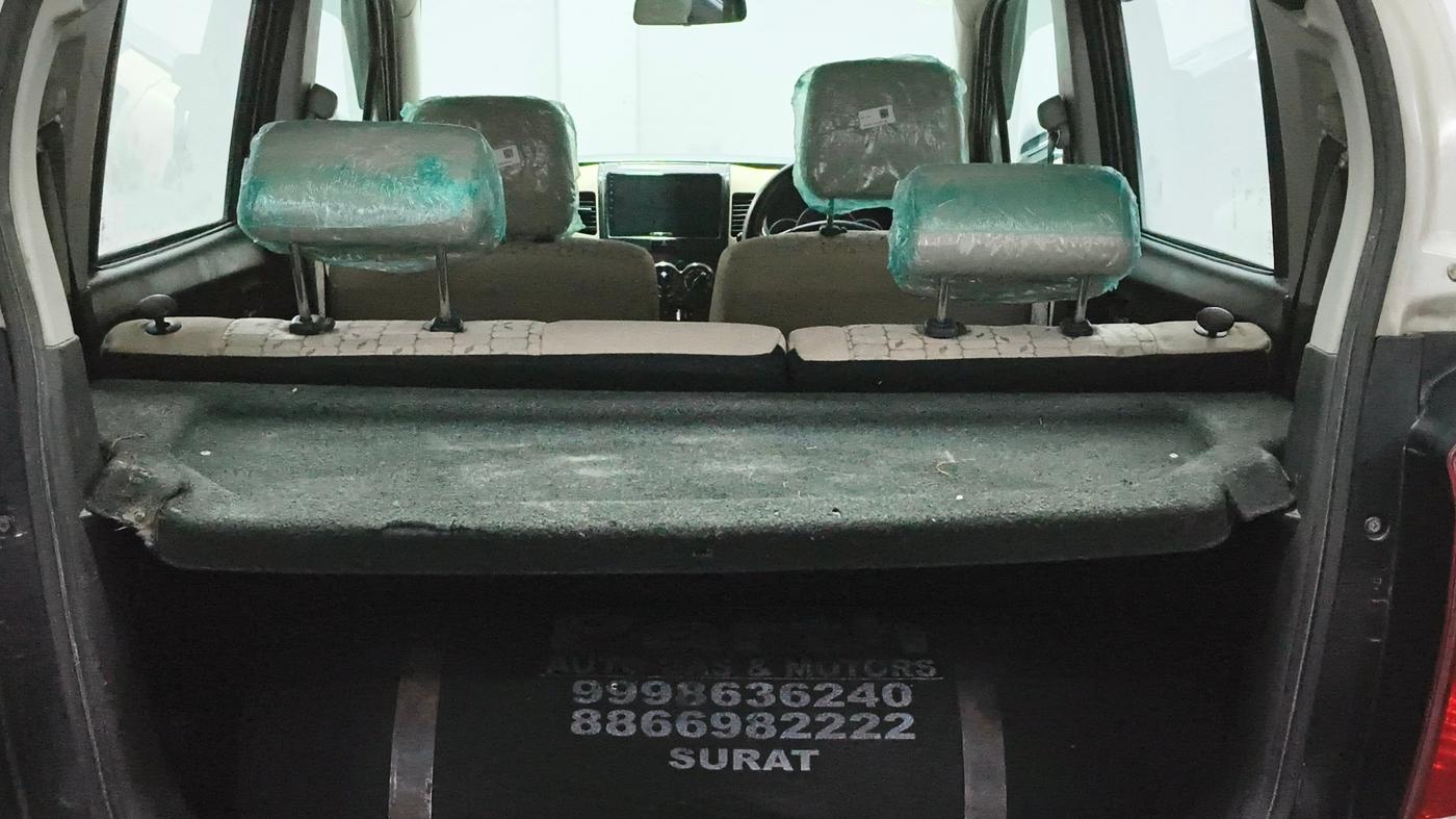 2017 Maruti Wagon R 1.0 VXI, CNG, Manual, 1,12,763 km, Boot Inside