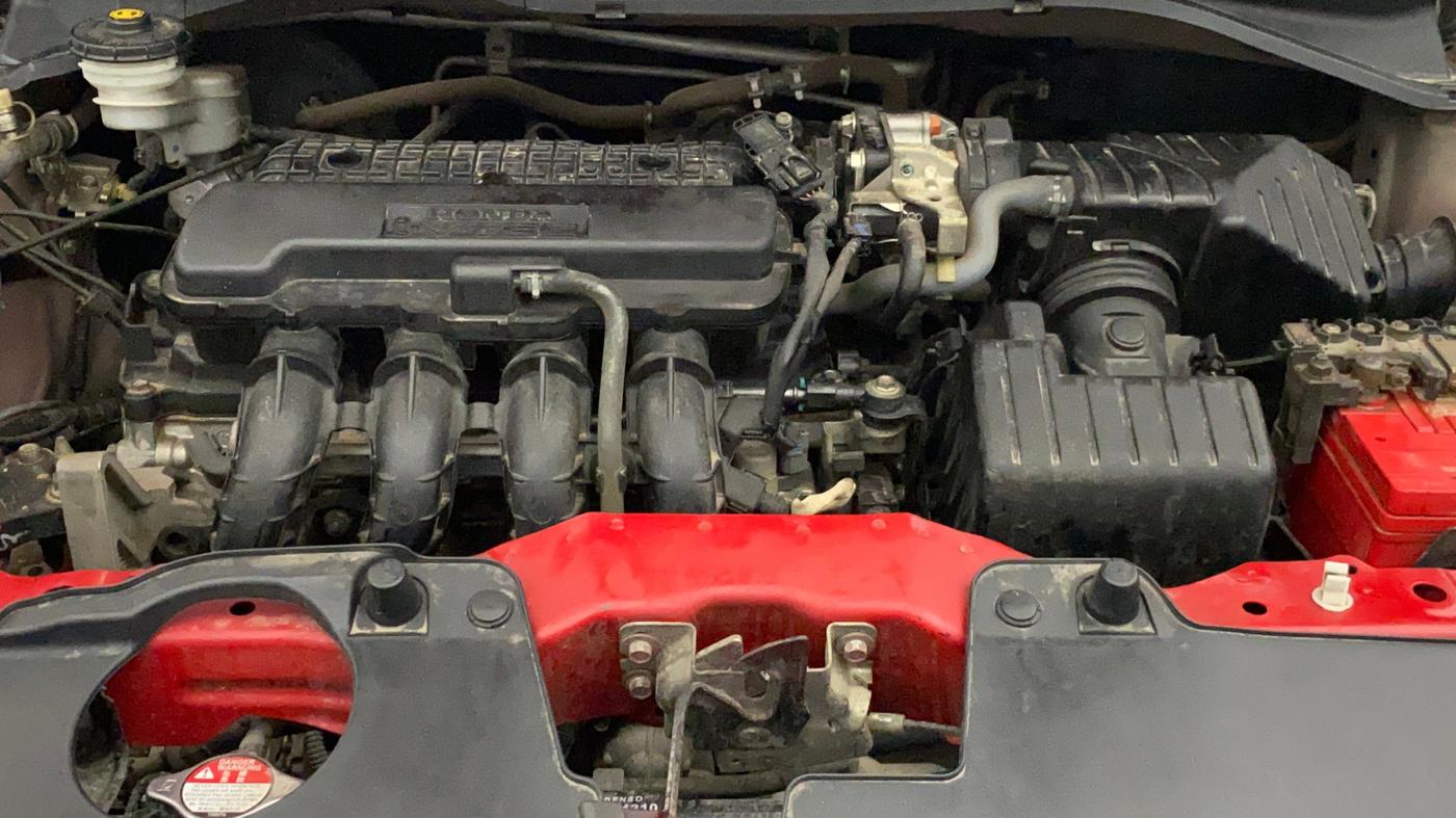 2015 Honda Brio VX MT, Petrol, Manual, 67,927 km, Engine View