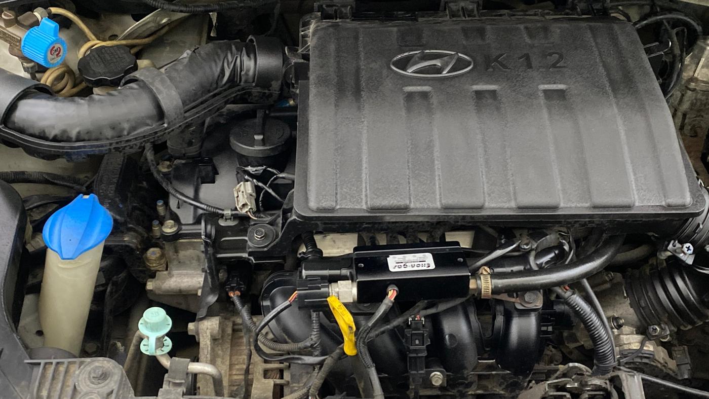 2017 Hyundai Xcent E+, CNG, Manual, 74,808 km, Engine View - Right