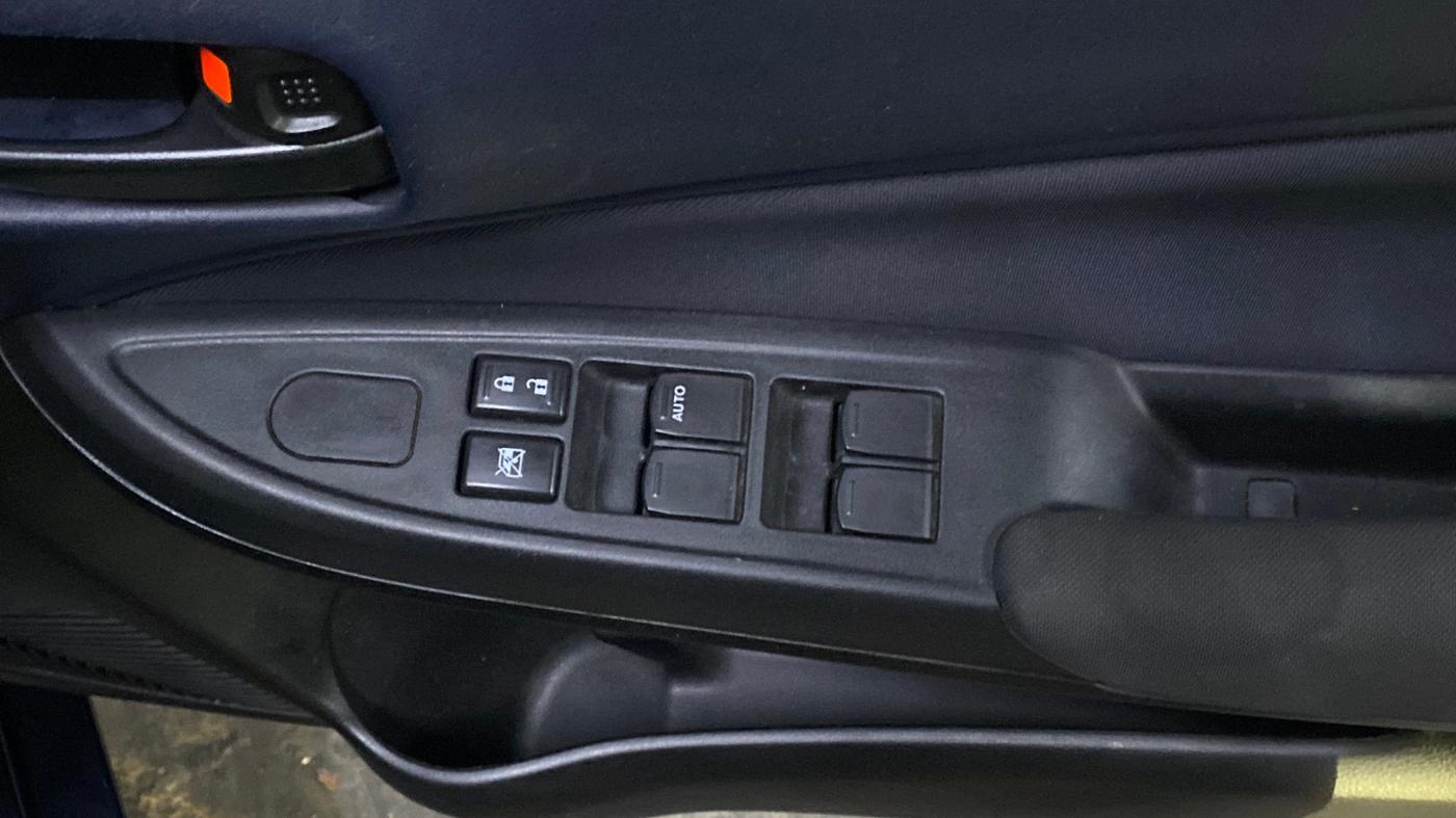 2023 Maruti Baleno SIGMA PETROL 1.2, Petrol, Manual, 58,562 km, Driver Side Door Panels Control