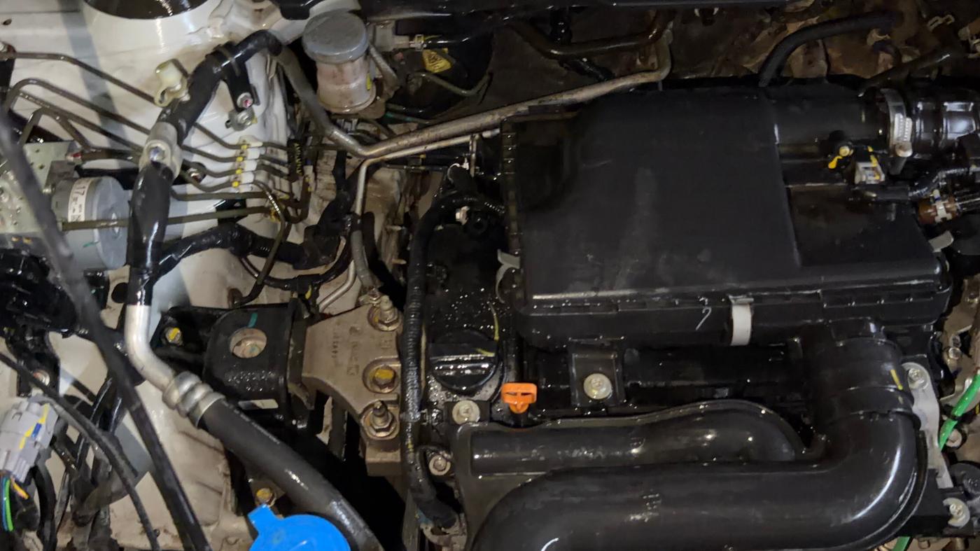 2022 Maruti BREZZA VXI SMART HYBRID, Petrol, Manual, 52,529 km, Engine View - Right