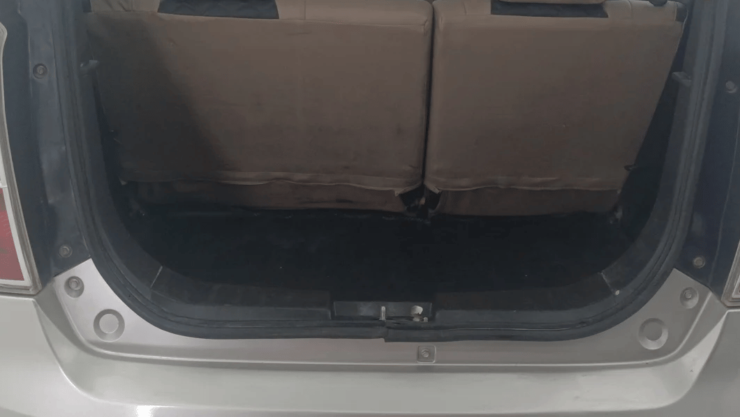 2017 Maruti Wagon R 1.0 VXI+, Petrol, Manual, 70,030 km, Boot Inside