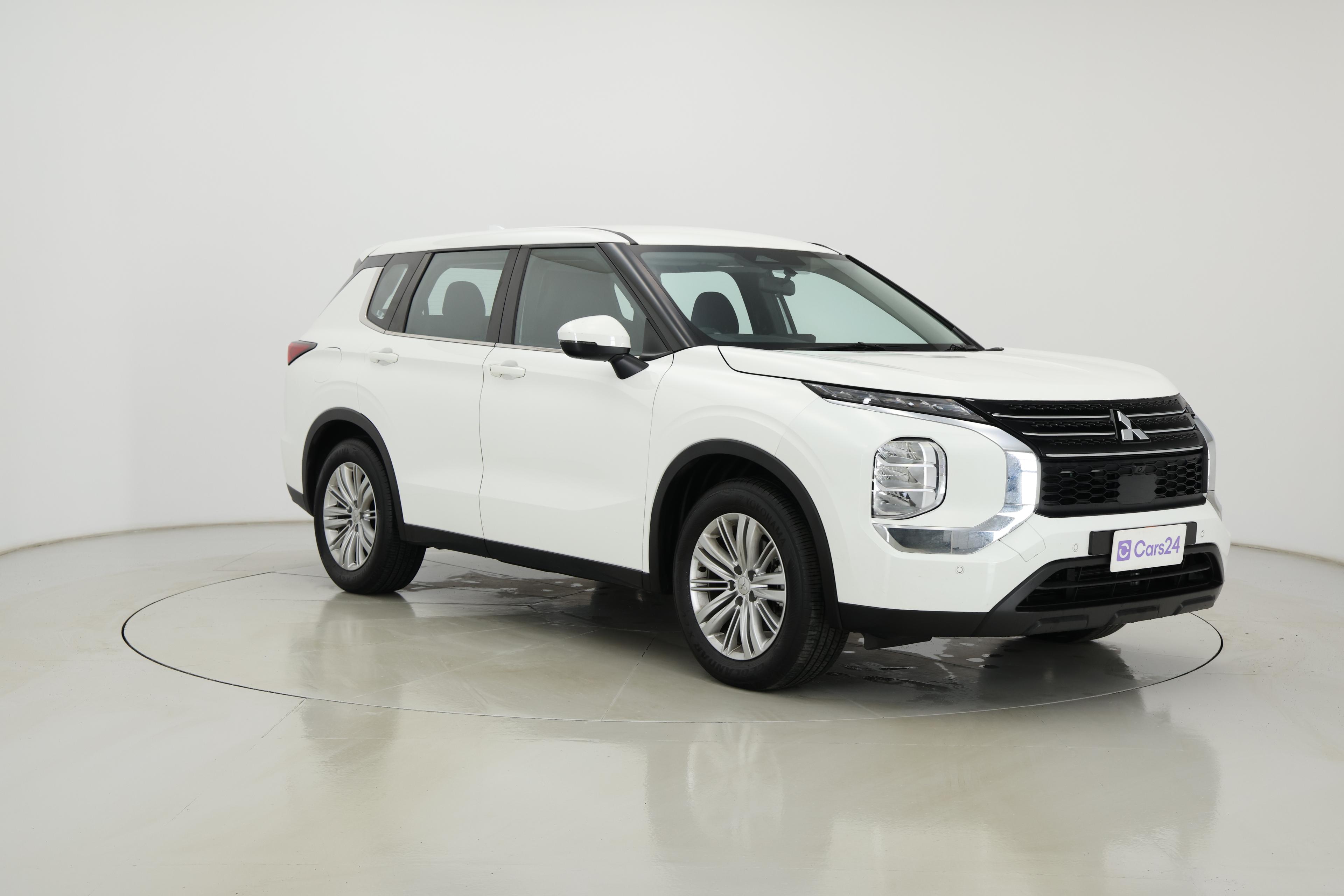 Mitsubishi Outlander image