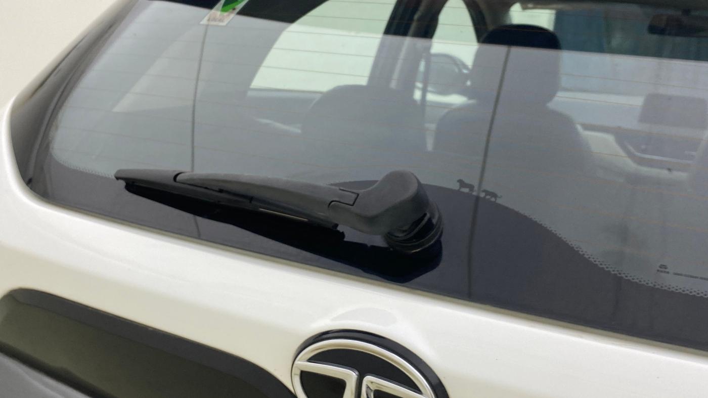 2022 Tata NEXON XZA PLUS (PREMIUM) PETROL, CNG, Automatic, 54,232 km, Rear Wiper