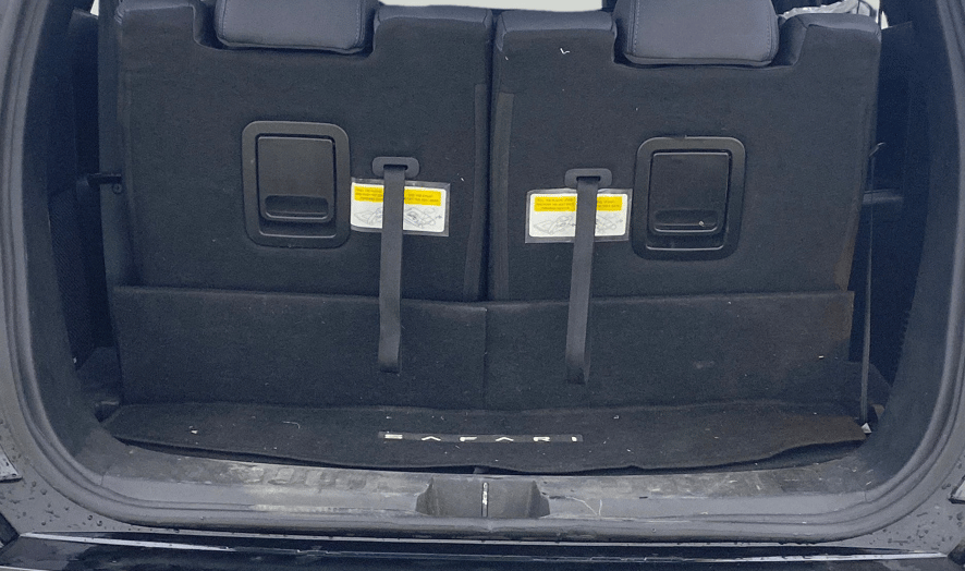 2024 Tata Safari ACCOMPLISHED DARK EDITION, Diesel, Manual, 15,890 km, Boot Inside