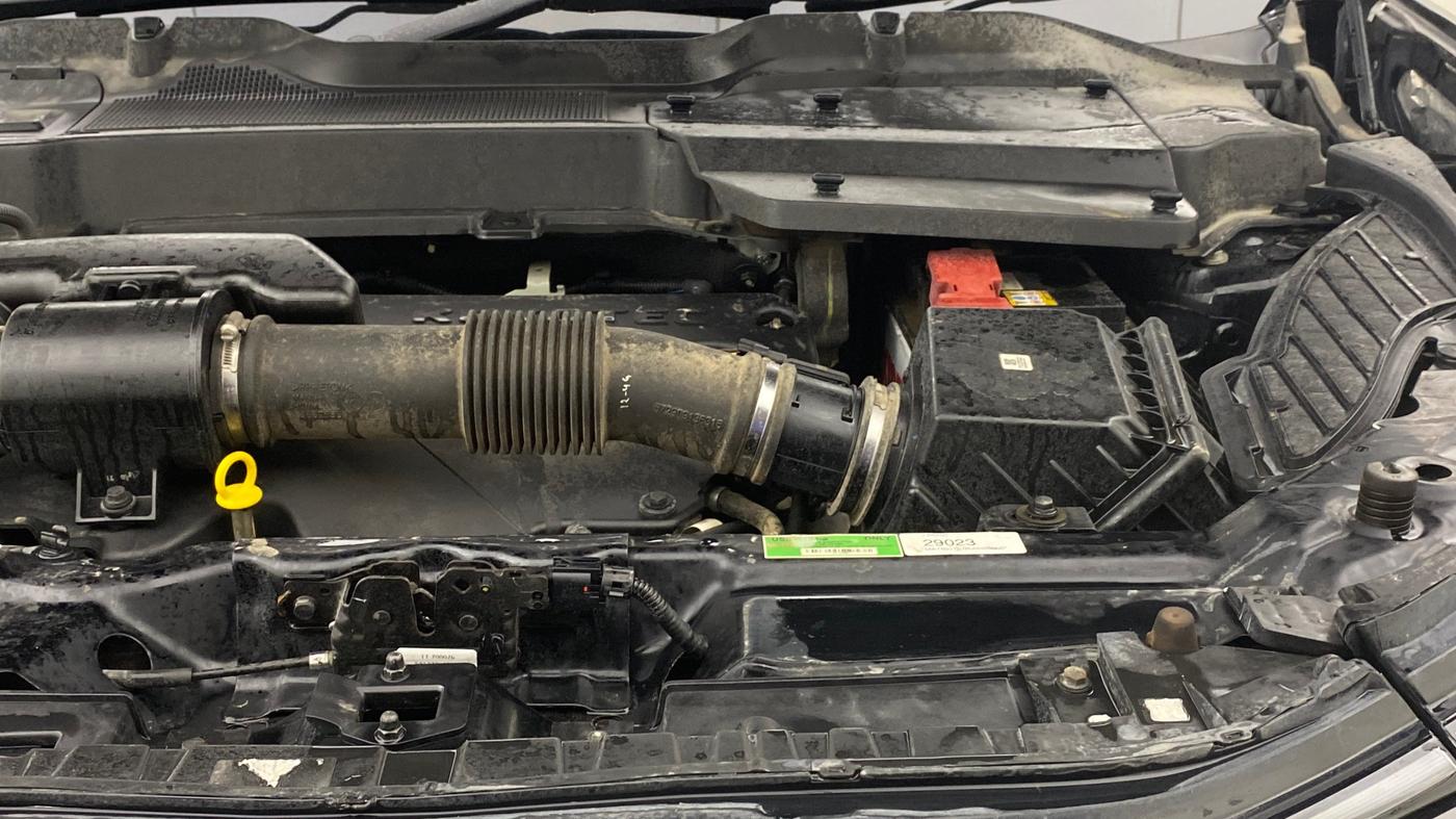 2024 Tata Safari ACCOMPLISHED DARK EDITION, Diesel, Manual, 15,890 km, Engine View - Left