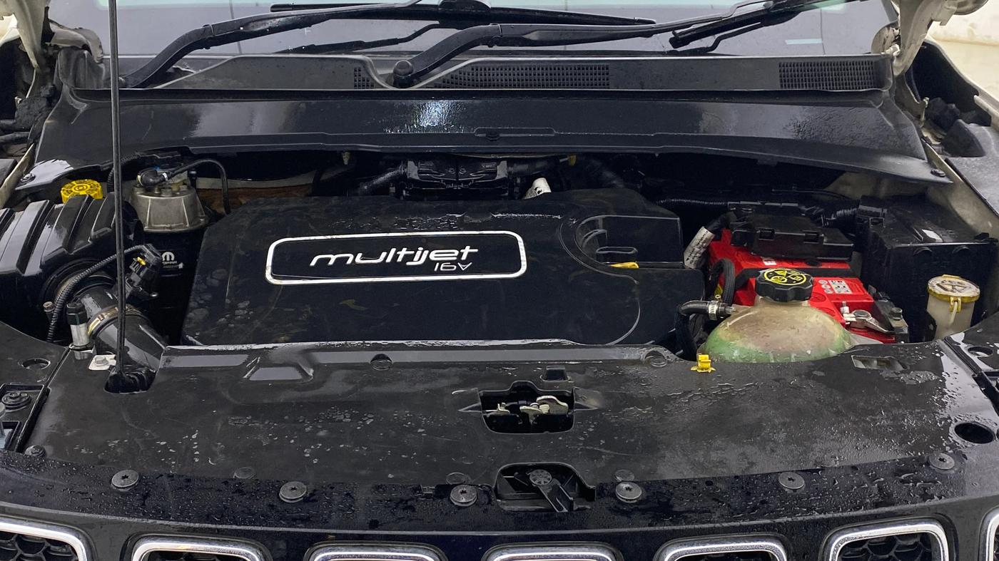 2017 Jeep Compass LONGITUDE (O) 2.0 DIESEL, Diesel, Manual, 1,01,910 km, Engine View