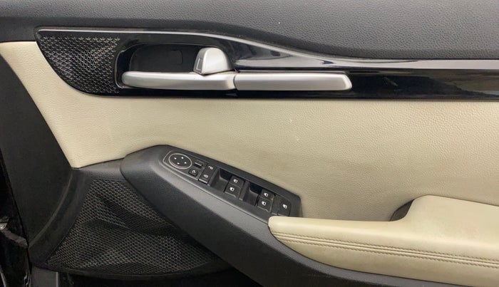 2020 KIA SELTOS HTX IVT 1.5 PETROL, Petrol, Automatic, 58,611 km, Driver Side Door Panels Control