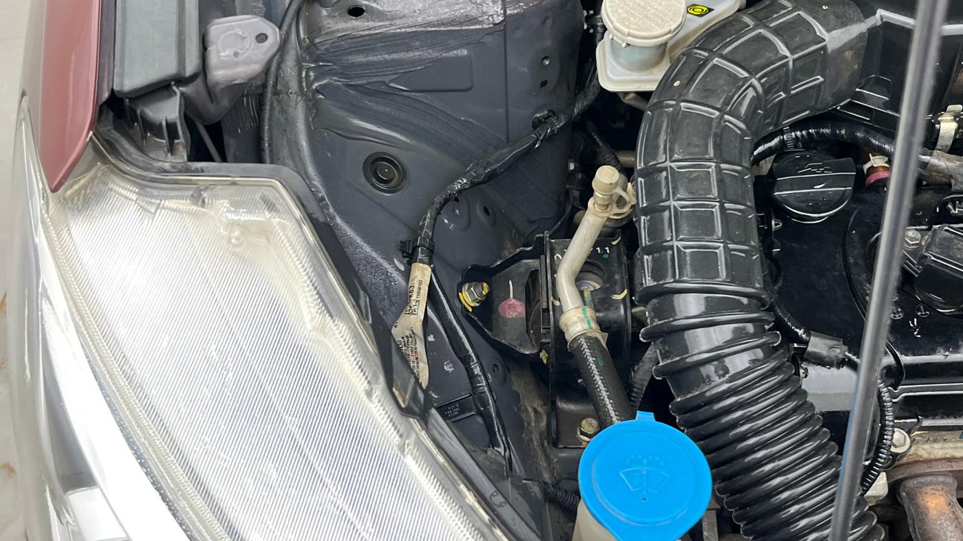 2021 Maruti Ertiga VXI AT SHVS, Petrol, Automatic, 62,696 km, Engine View - Right