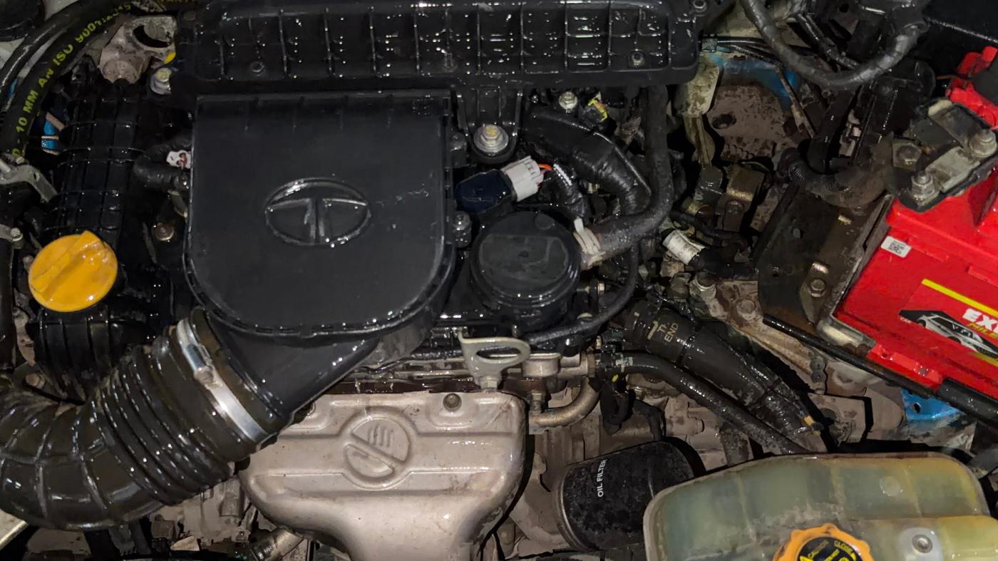 2019 Tata Tiago XZ PLUS PETROL, CNG, Manual, 80,063 km, Engine View