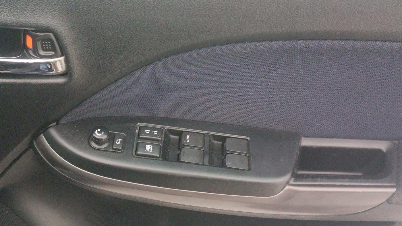 2019 Toyota Glanza V CVT, Petrol, Automatic, 24,627 km, Driver Side Door Panels Control