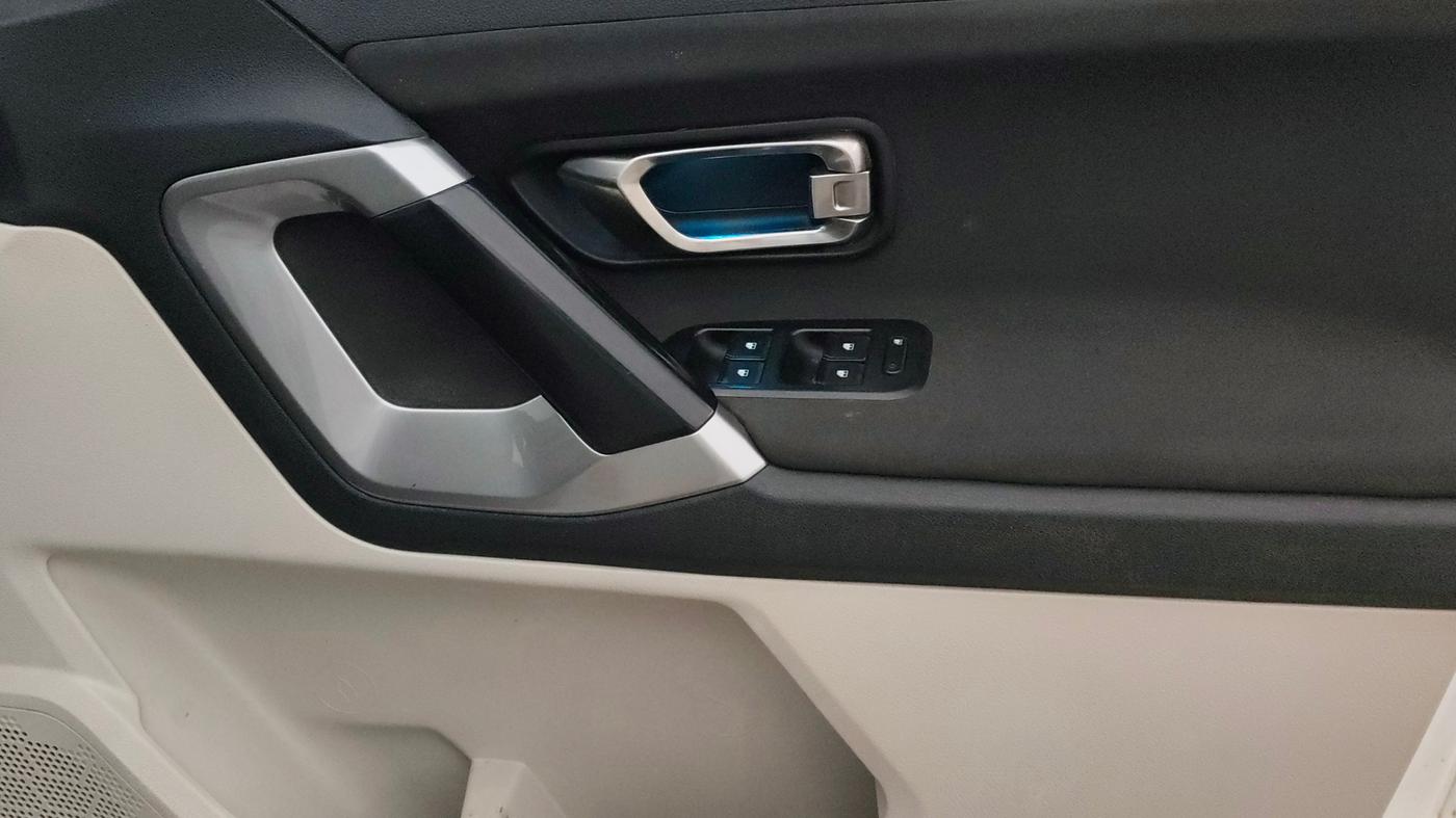 2021 Tata Safari XT PLUS, Diesel, Manual, 47,268 km, Driver Side Door Panels Control