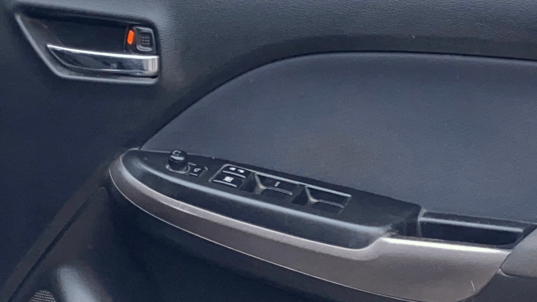 2021 Maruti Baleno DELTA PETROL 1.2, Petrol, Manual, 60,395 km, Driver Side Door Panels Control