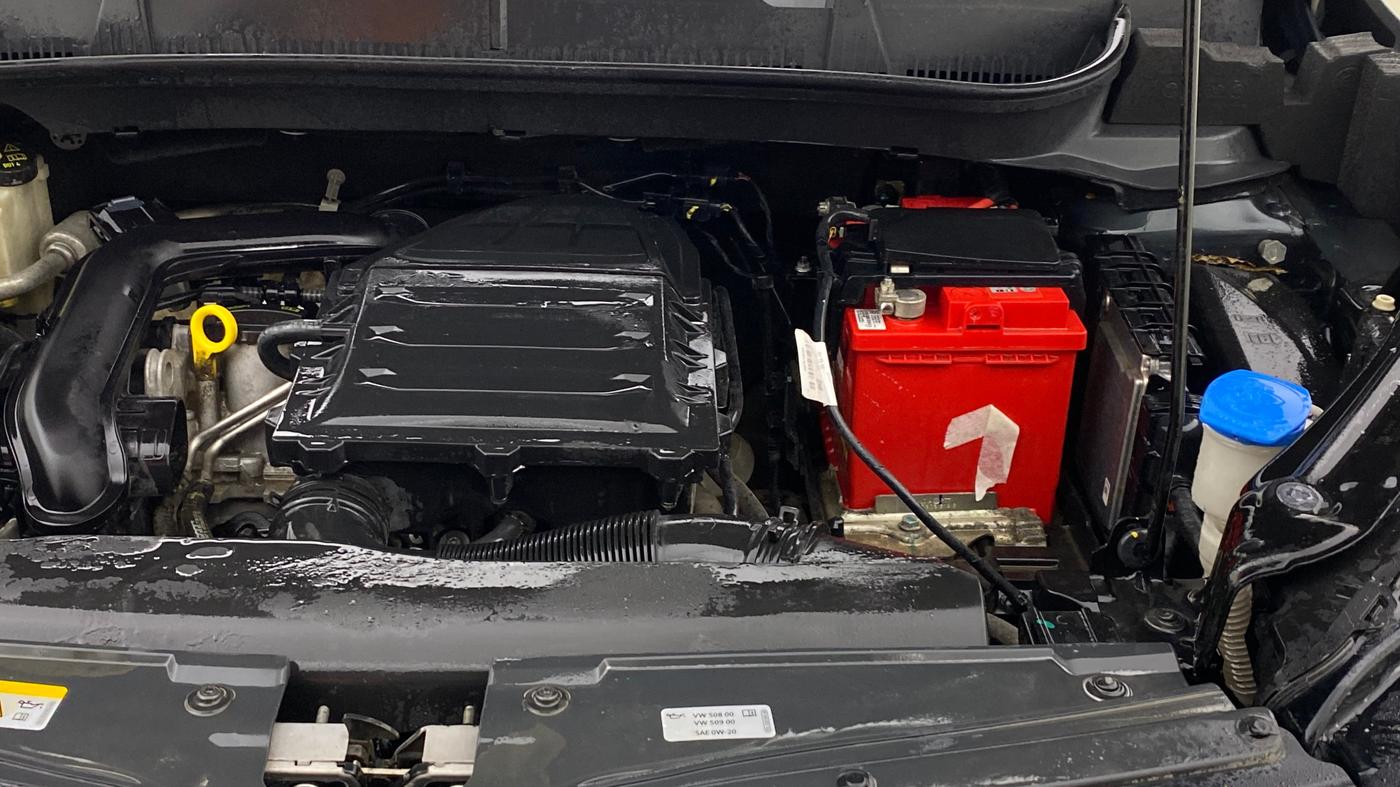 2023 Skoda KUSHAQ STYLE 1.0L TSI AT, Petrol, Automatic, 47,958 km, Engine View - Left