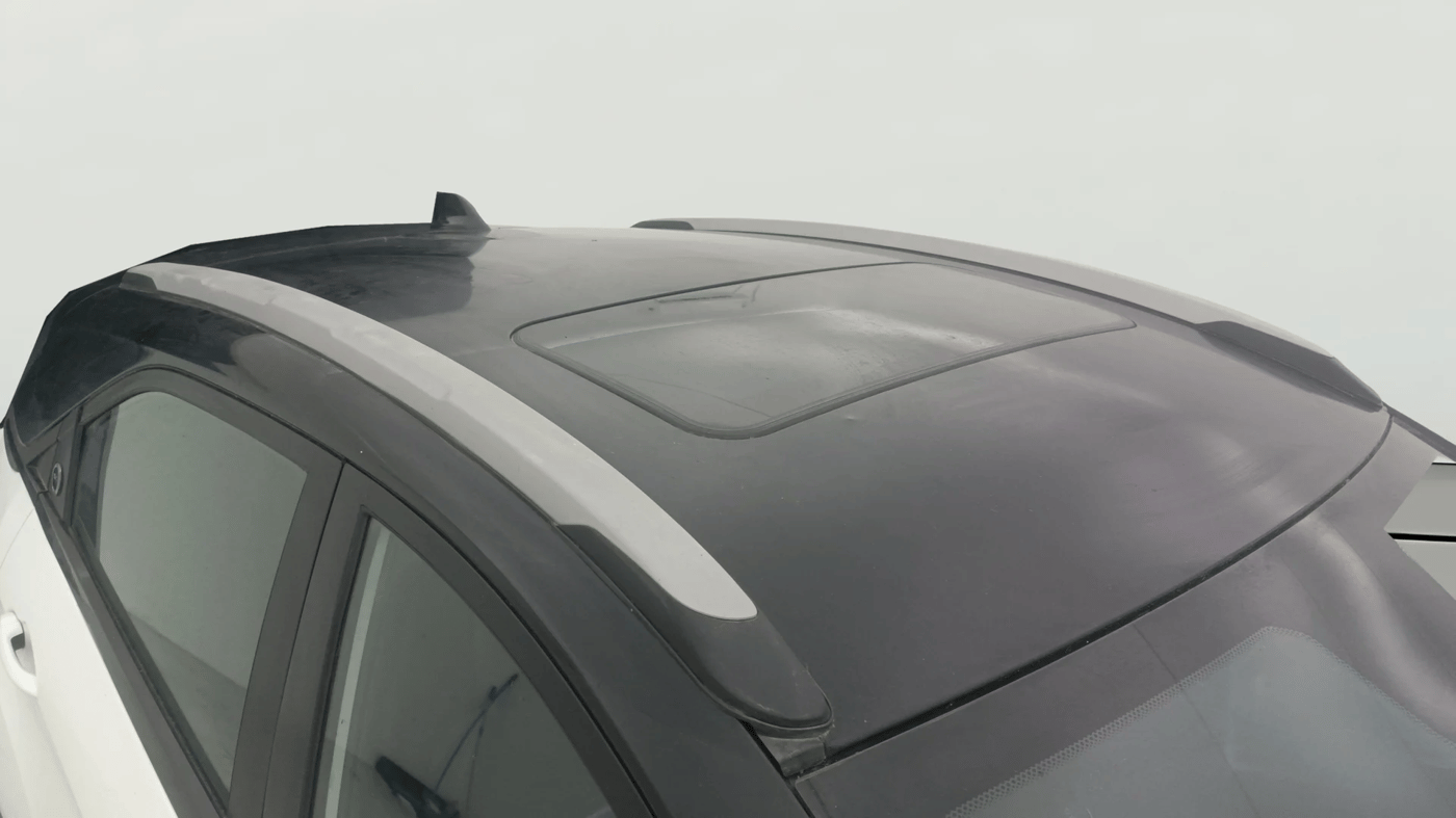 2023 Tata NEXON FEARLESS SUNROOF DUAL TONE 1.2 PETROL, Petrol, Manual, 46,023 km, Moonroof/ Sunroof