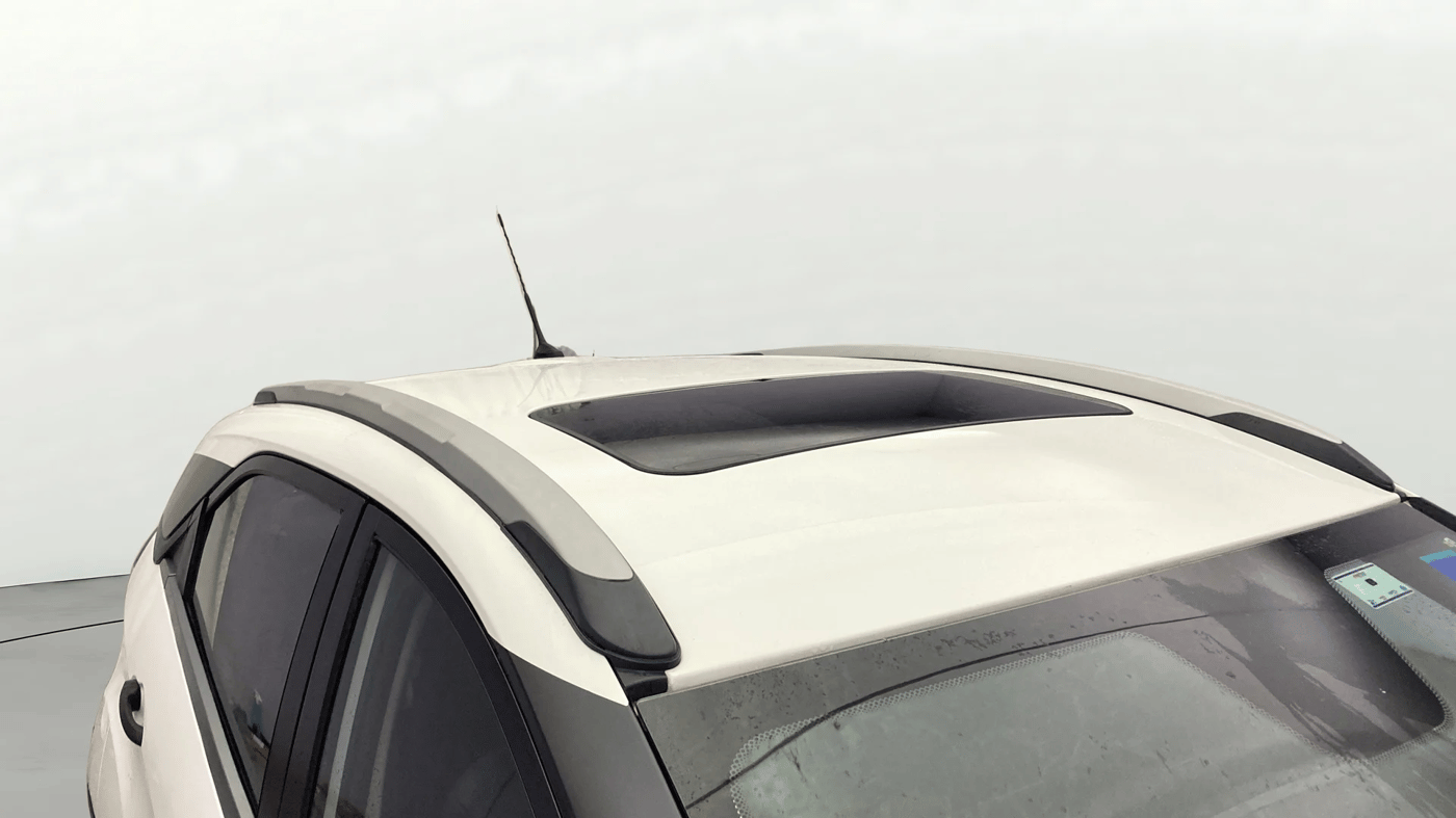 2021 Tata NEXON XM SUNROOF PETROL, Petrol, Manual, 18,373 km, Moonroof/ Sunroof
