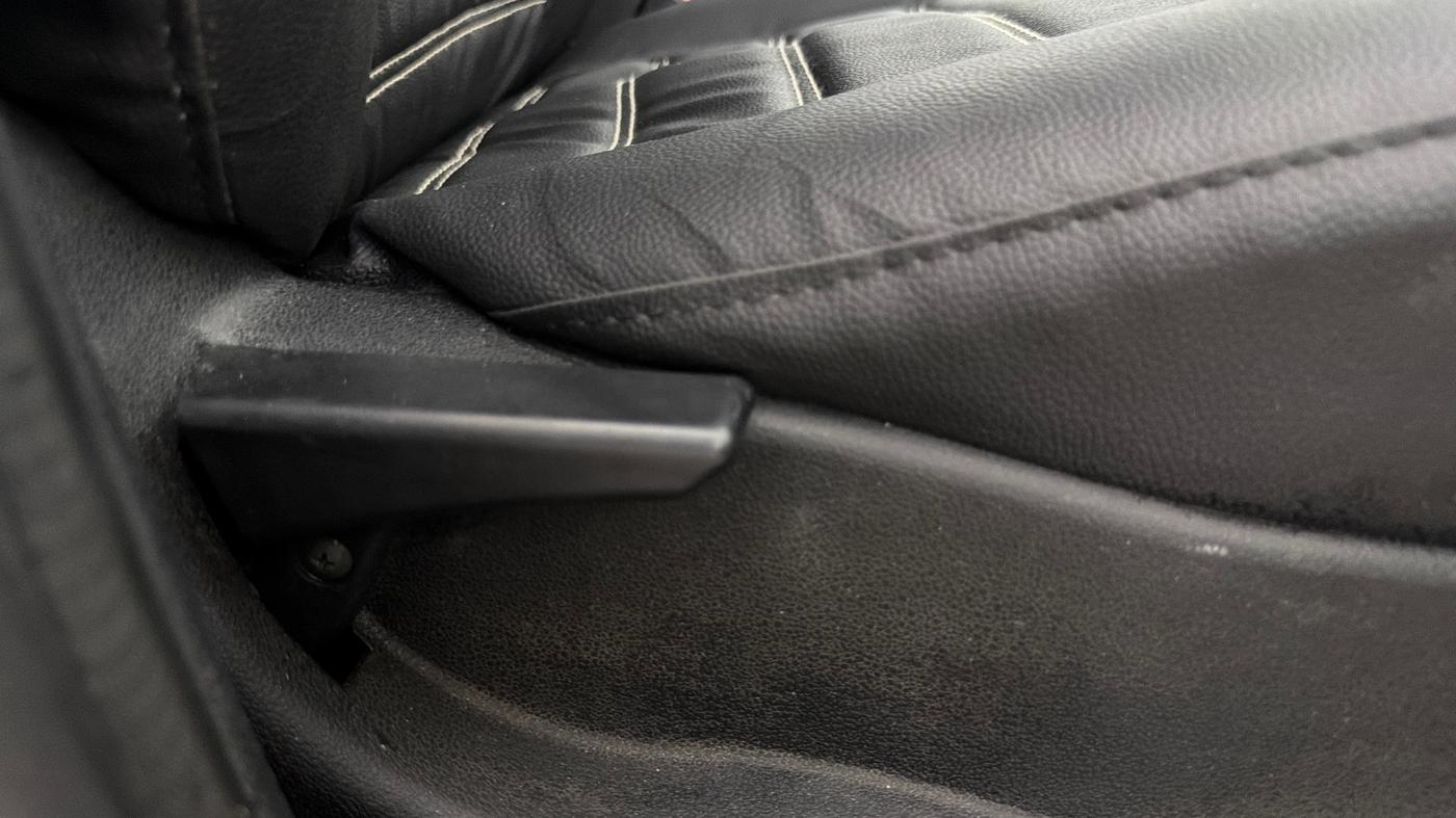 2018 Tata Tiago XT PETROL, Petrol, Manual, 84,108 km, Driver Side Adjustment Panel