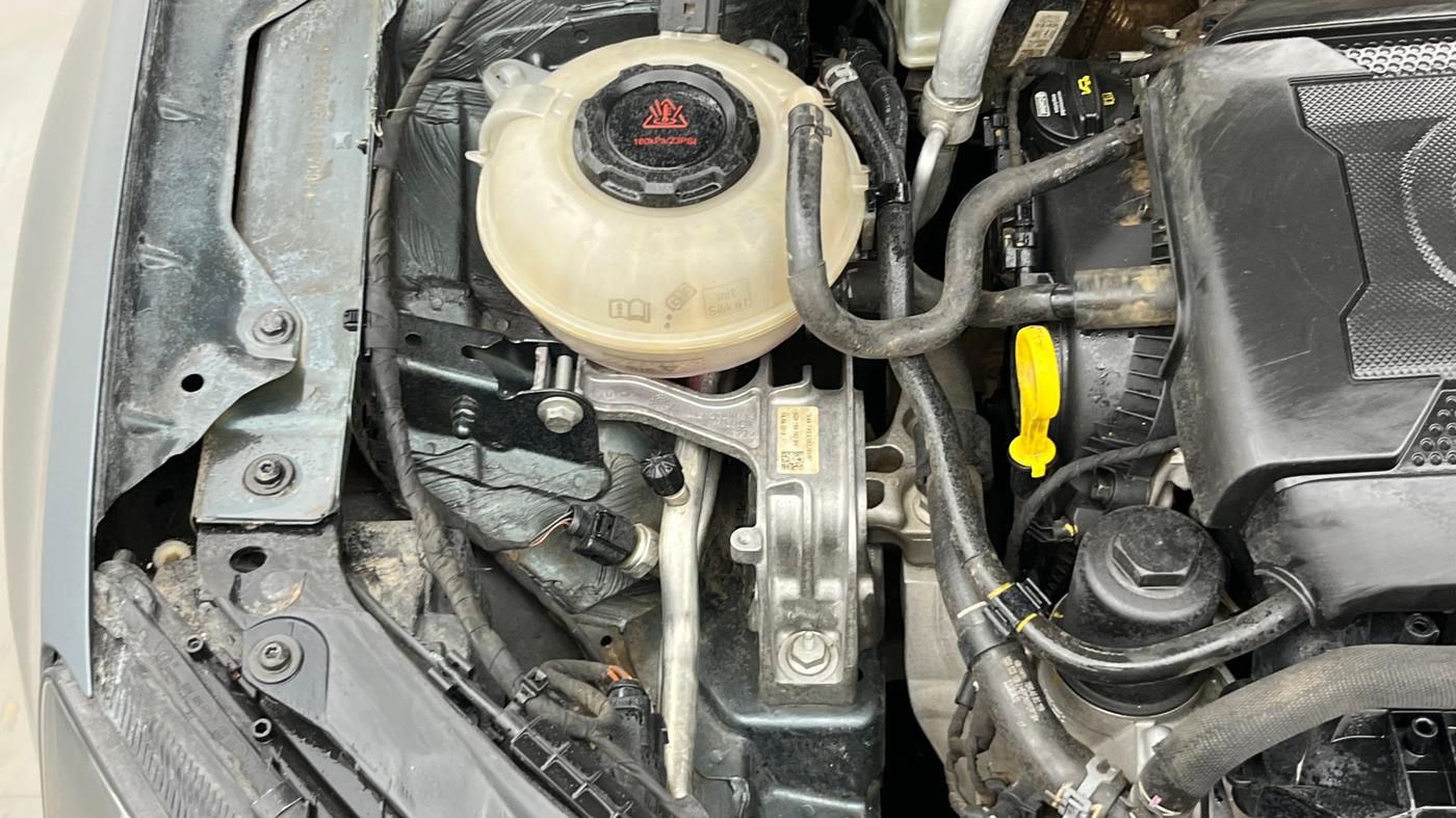 2018 Skoda Octavia L&K 1.8 TSI AT, Petrol, Automatic, 90,191 km, Engine View - Right