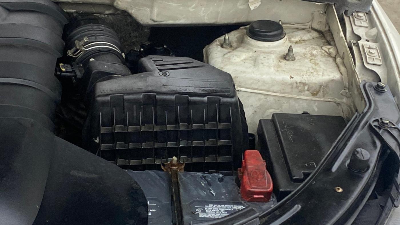 2019 Mahindra XUV500 W7, Diesel, Manual, 94,736 km, Engine View - Left