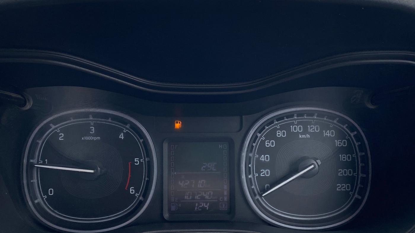2017 Maruti Vitara Brezza ZDI PLUS DUAL TONE, Diesel, Manual, 1,07,232 km, Odometer Image