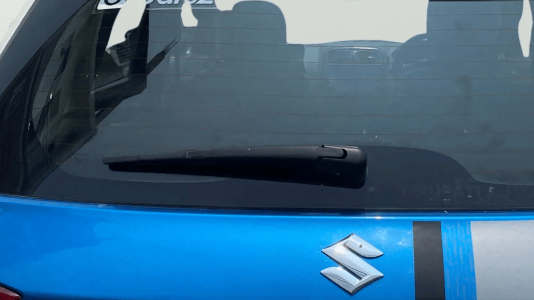 2017 Maruti Vitara Brezza ZDI PLUS DUAL TONE, Diesel, Manual, 1,07,232 km, Rear Wiper