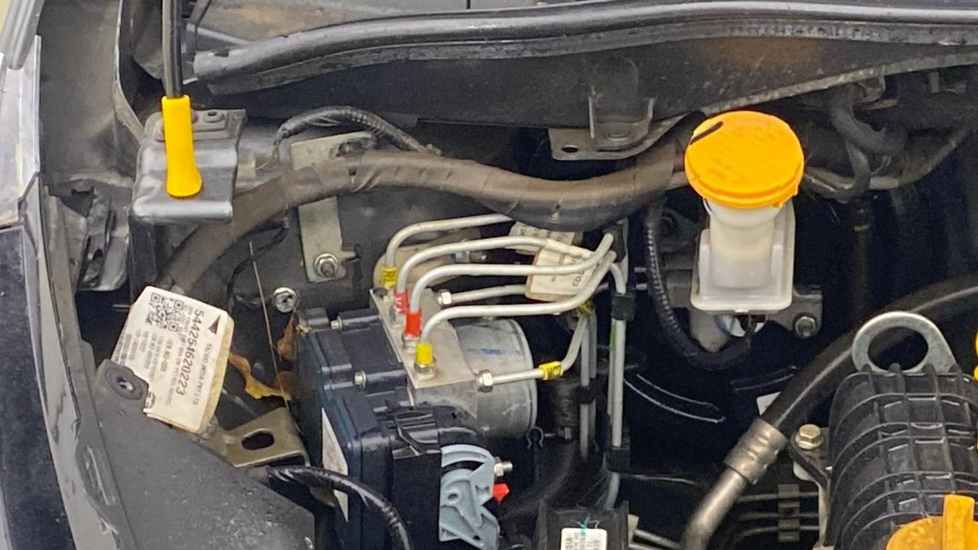 2022 Tata ALTROZ XZA PLUS, Petrol, Automatic, 25,646 km, Engine View - Right