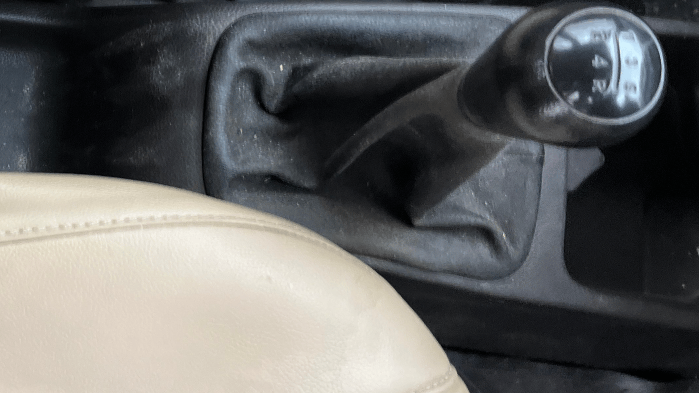 2014 Hyundai Eon ERA +, Petrol, Manual, 30,483 km, Gear Lever