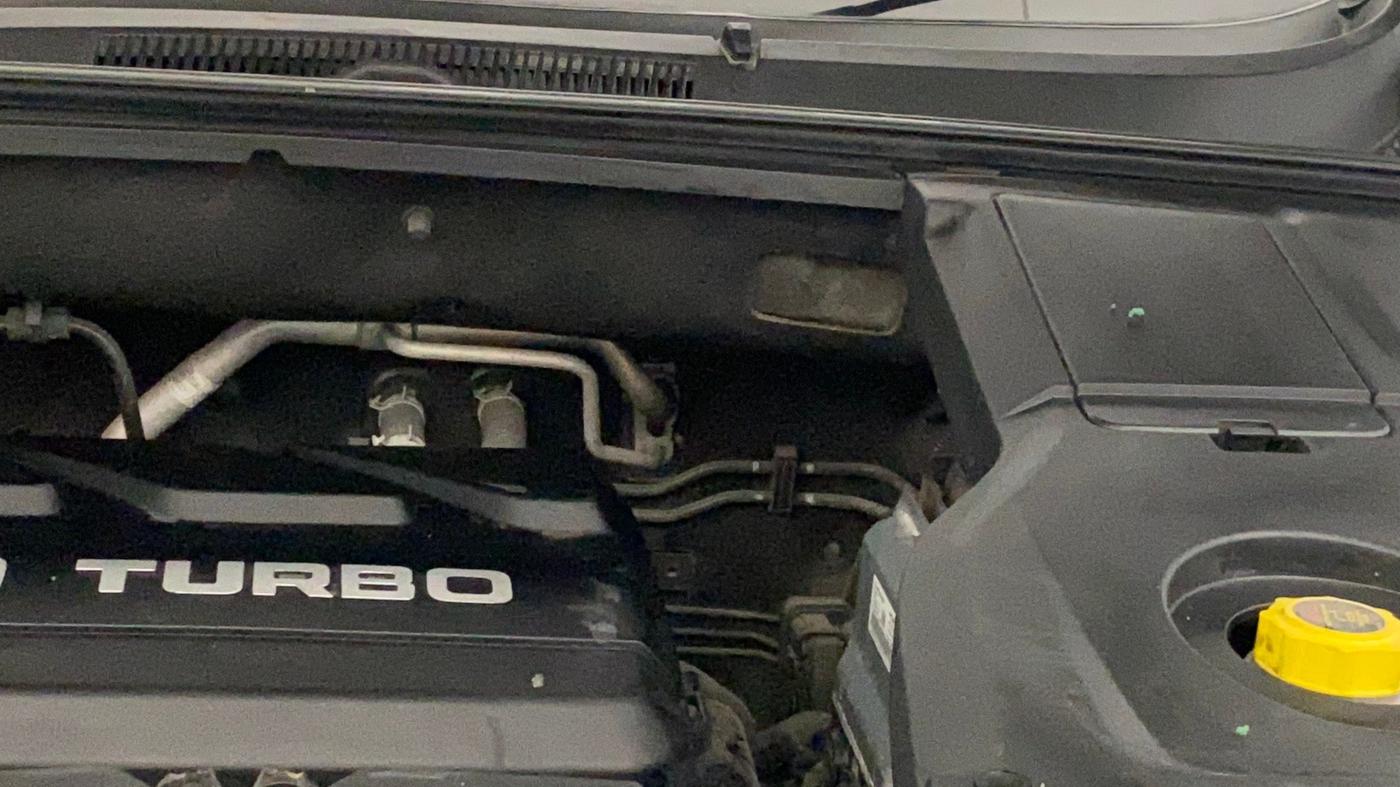 2022 MG HECTOR PLUS Sharp Pro 1.5 Turbo Petrol CVT 6 STR, Petrol, Automatic, 26,350 km, Engine View - Left