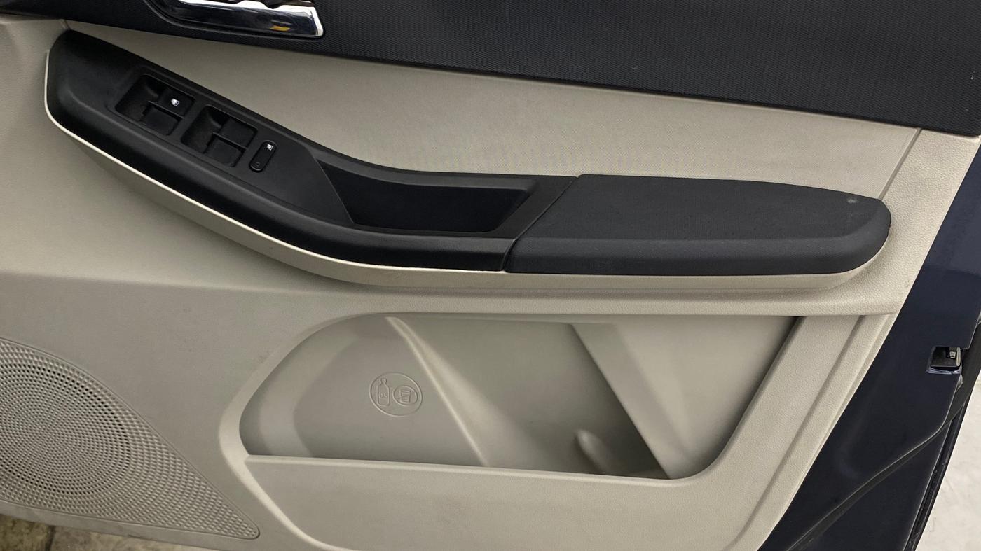 2022 Tata Tiago XZA PLUS PETROL, Petrol, Automatic, 45,404 km, Driver Side Door Panels Control