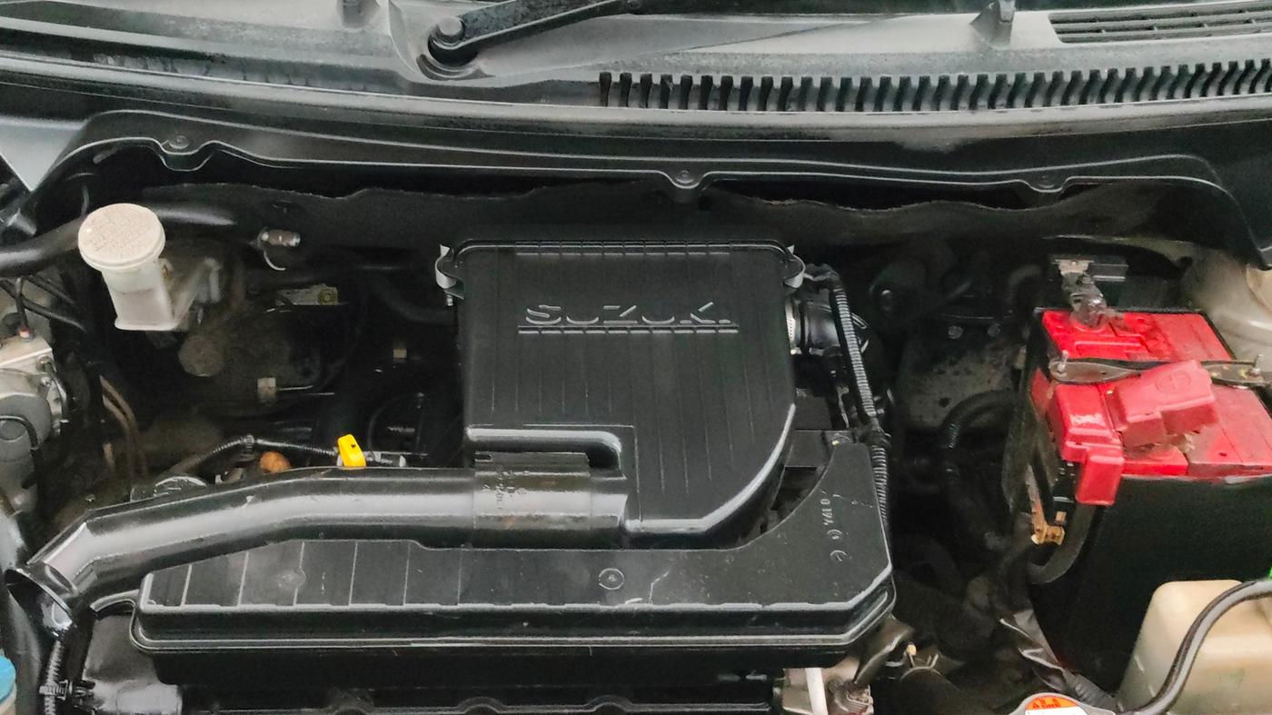 2017 Maruti Ertiga VXI, Petrol, Manual, 1,21,829 km, Engine View